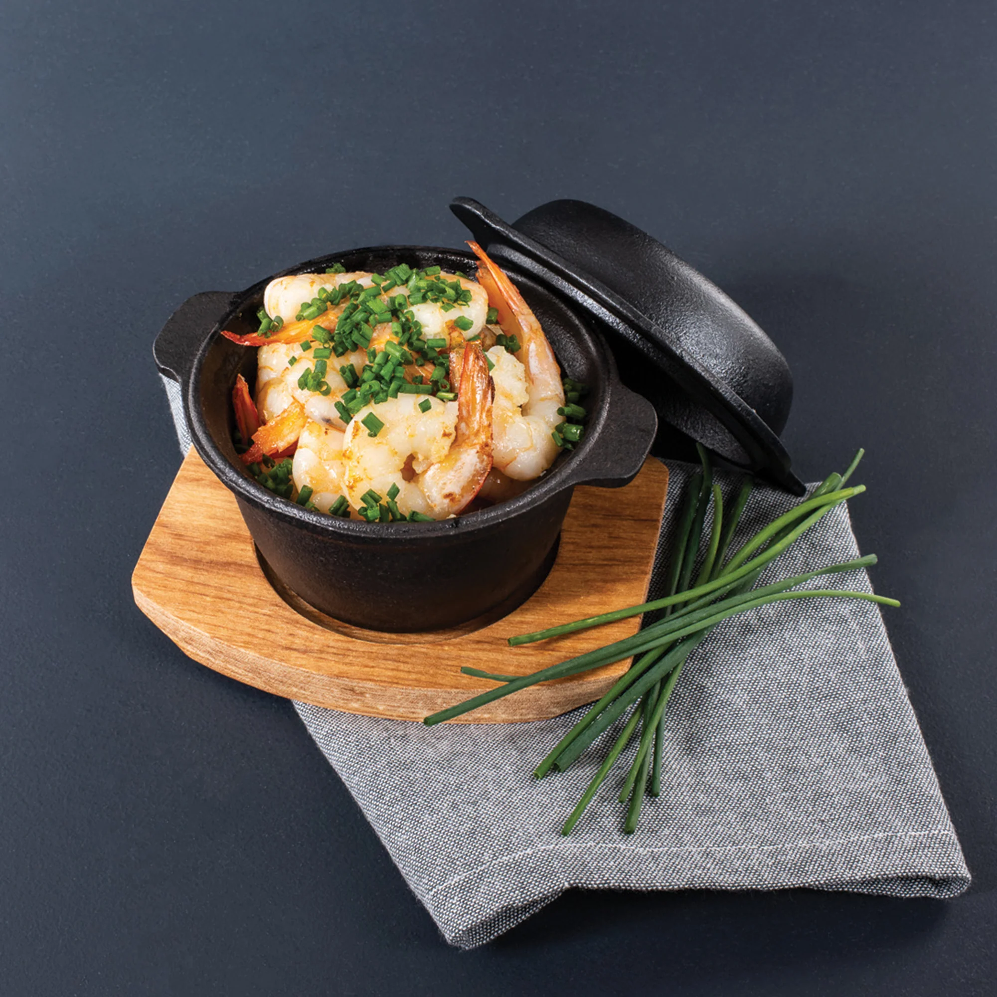 PYROCAST Garlic Pot with Maple Tray - Image 3