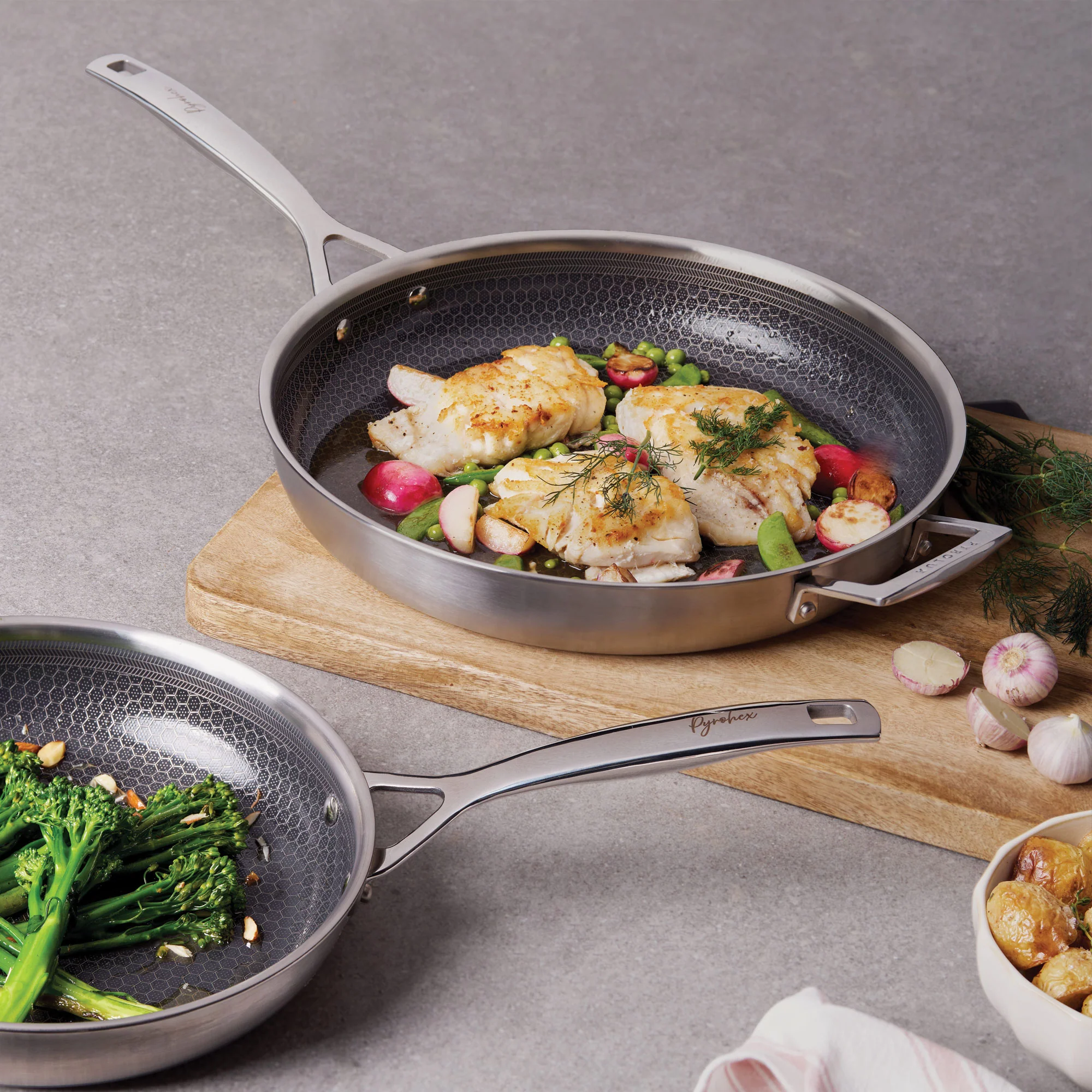 Pyrohex 2 Piece Fry Pan Set - Image 3