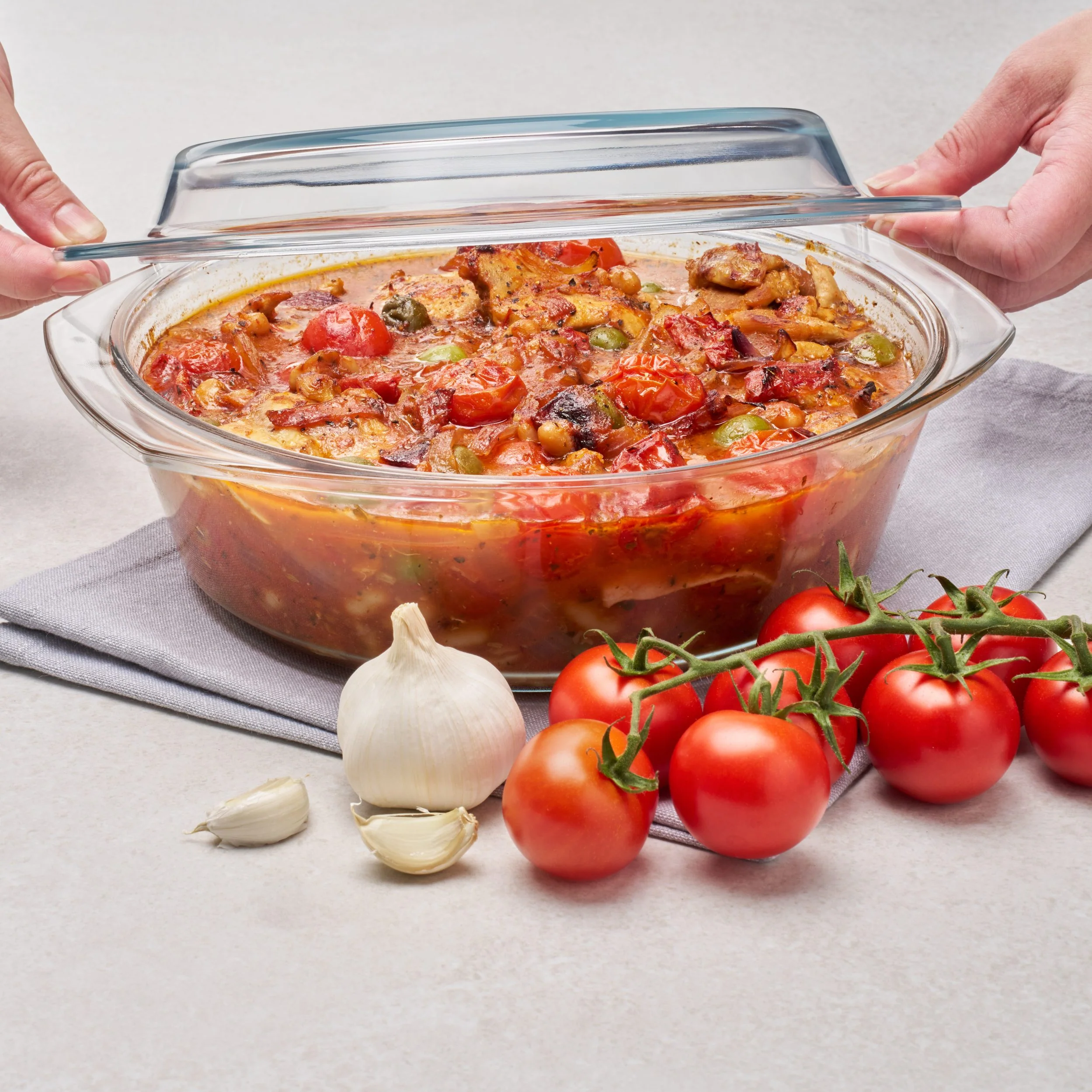 Round Casserole with Lid - Image 3
